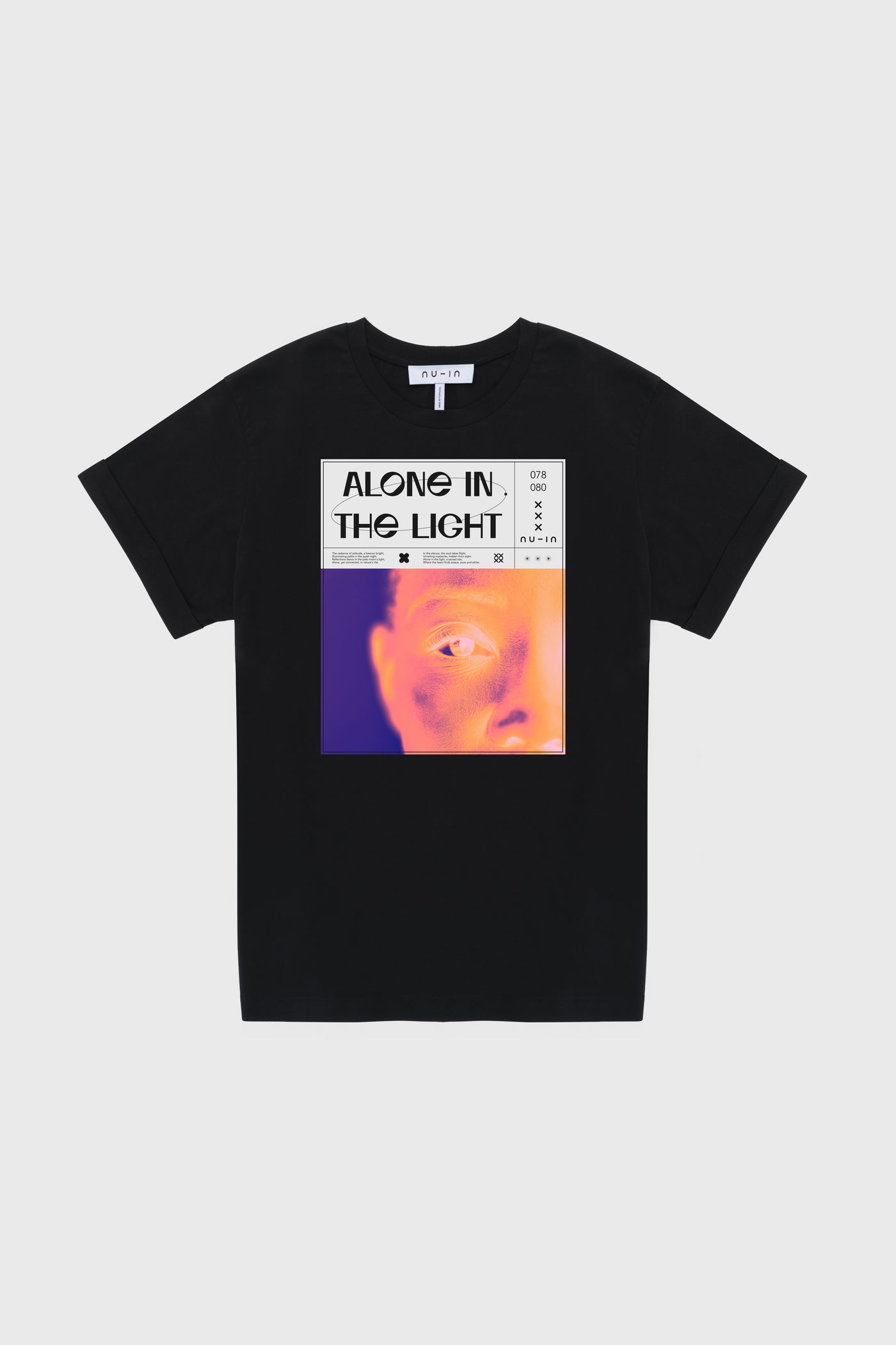 Alone in the light Roll-up Sleeves T-shirt