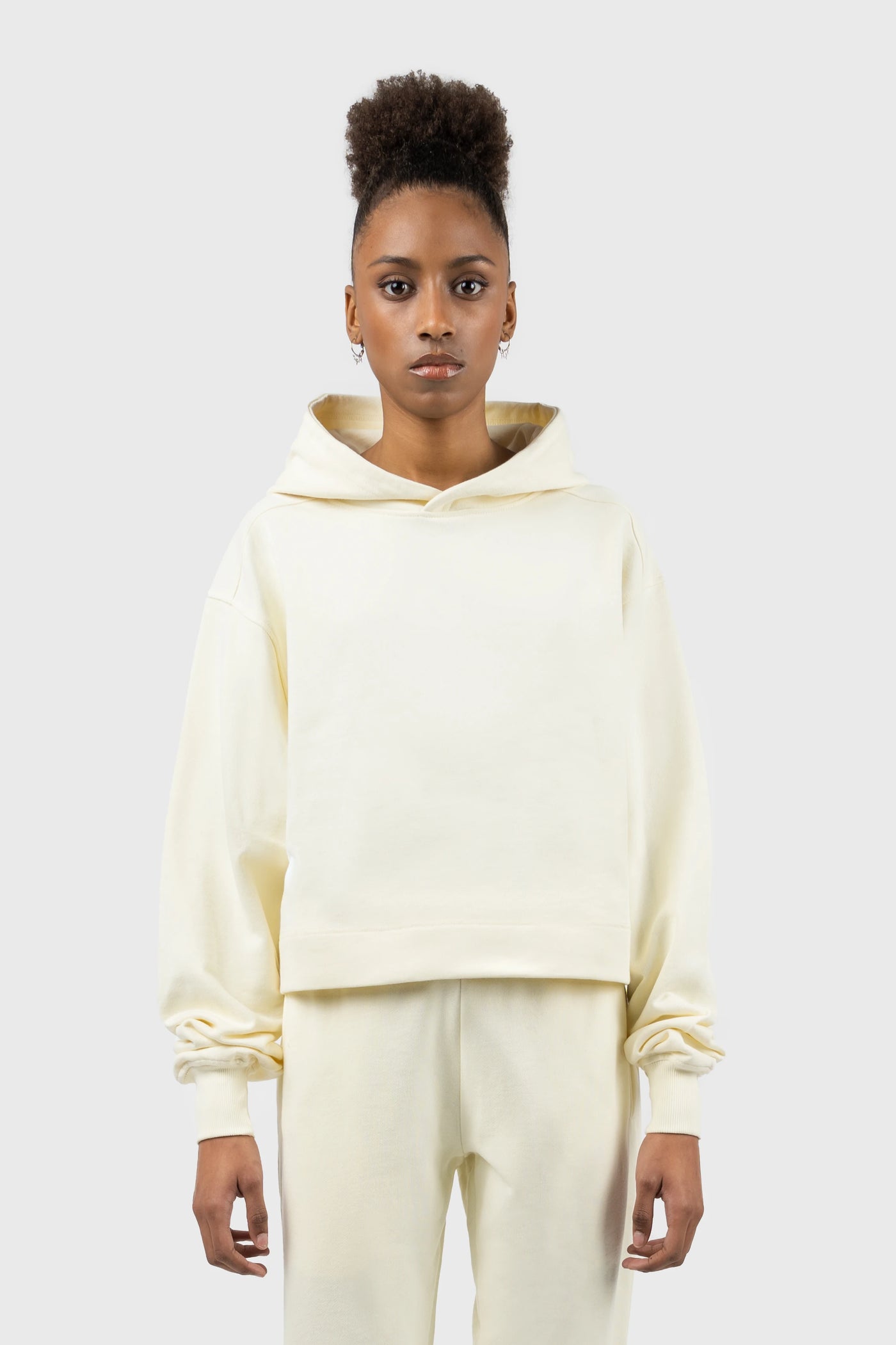 Cream shop cropped hoodie
